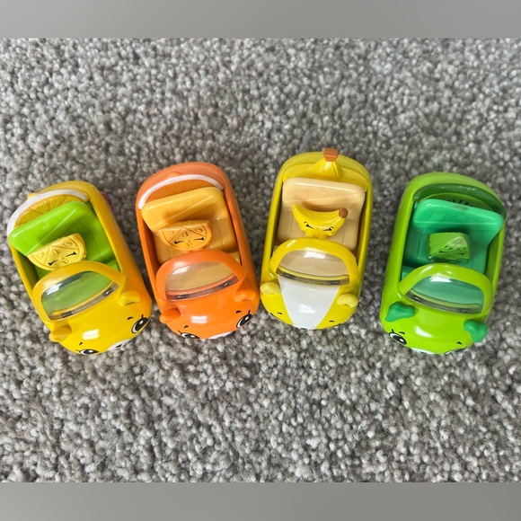 Set of 4 Cutie Cars - fruits - Picture 4 of 4